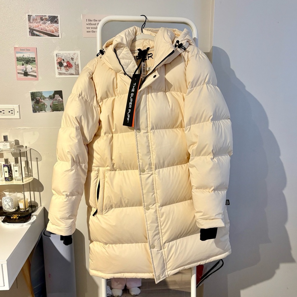 Aritzia super Puff long beige brand new